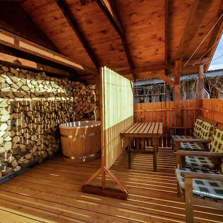 Montana Homestay *